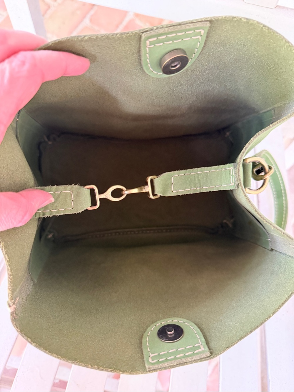 Portland leather goods butterfly bucket bag in succulent- FINAL PRICE DROP - Picture 7 of 12